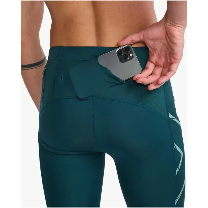 2XU MA5331B Light Speed Compression Shorts