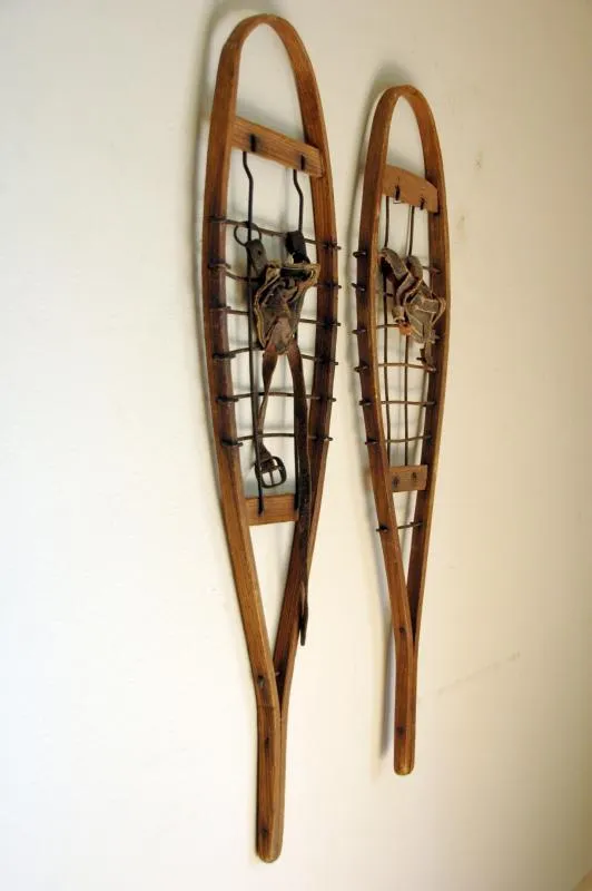 Antique Trapper Snowshoes - Sap Shoes