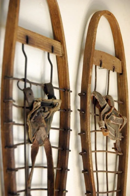 Antique Trapper Snowshoes - Sap Shoes