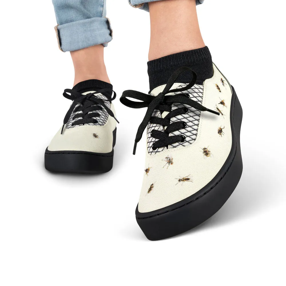 Chocolaticas® Buzzing Casual Sneaker