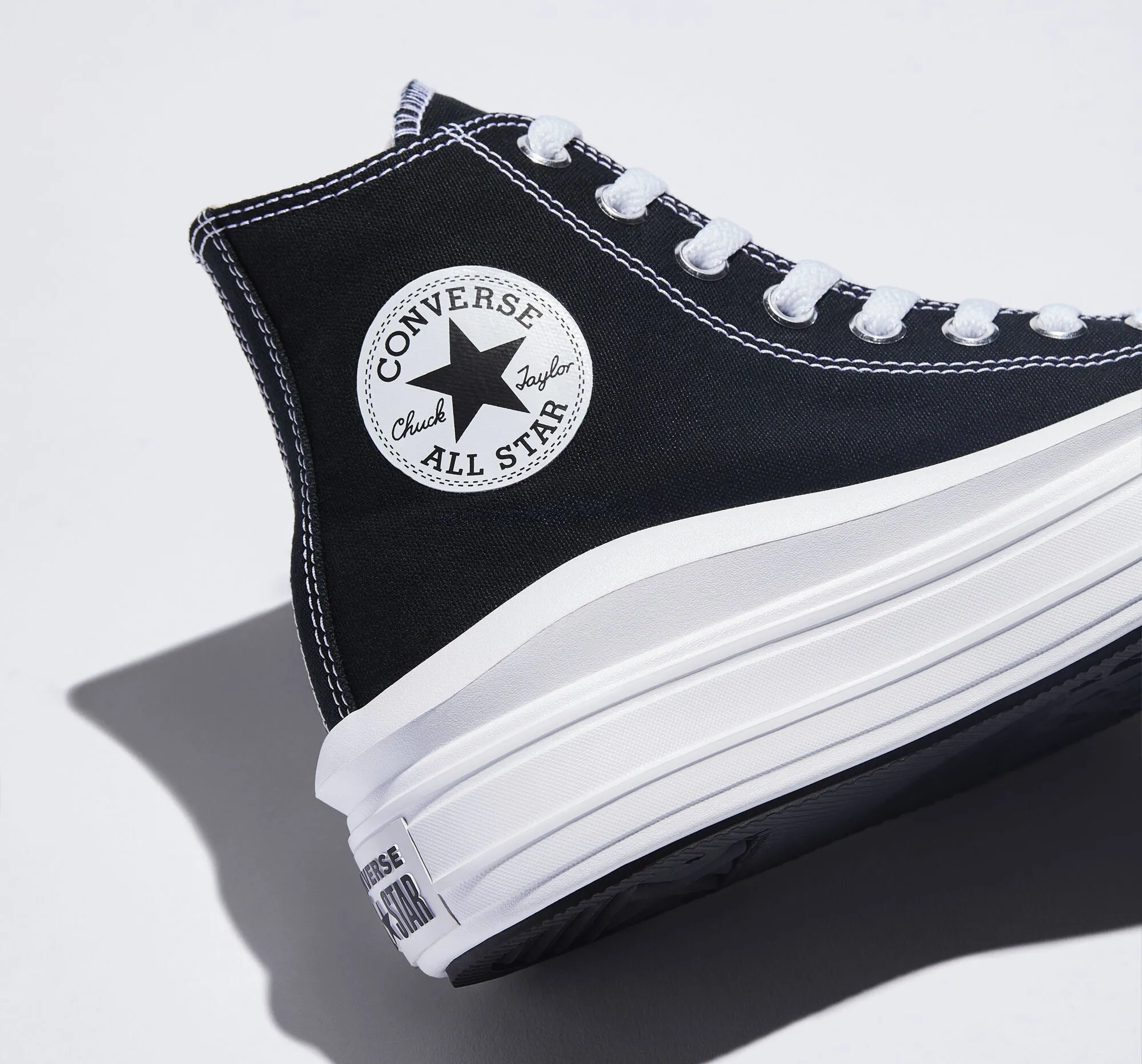 Converse scarpa sneakers da donna Chuck Taylor All Star Move alta alla caviglia 568497C nero bianco