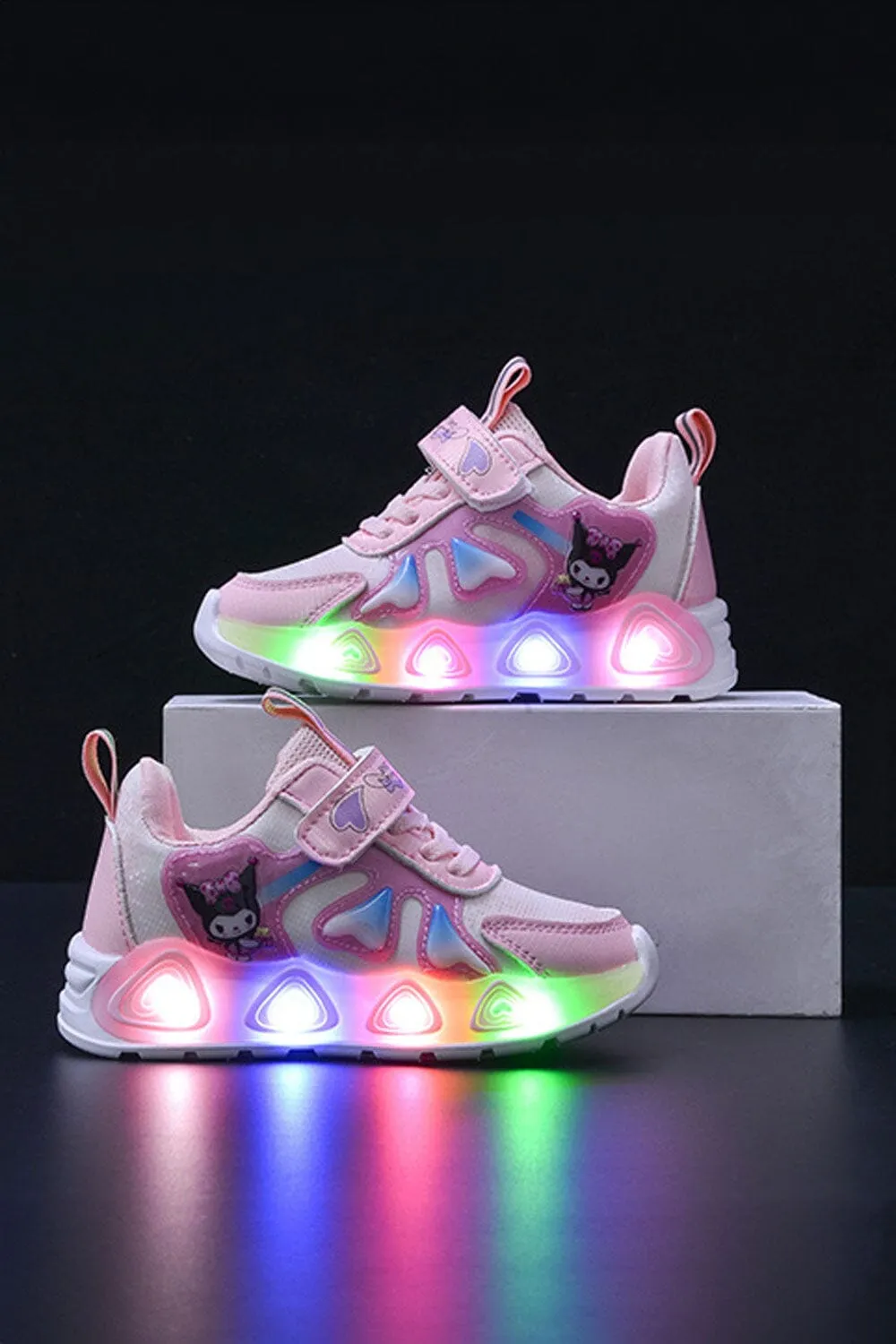 Girl's Cartoon Design LED Light-Up Sneakers