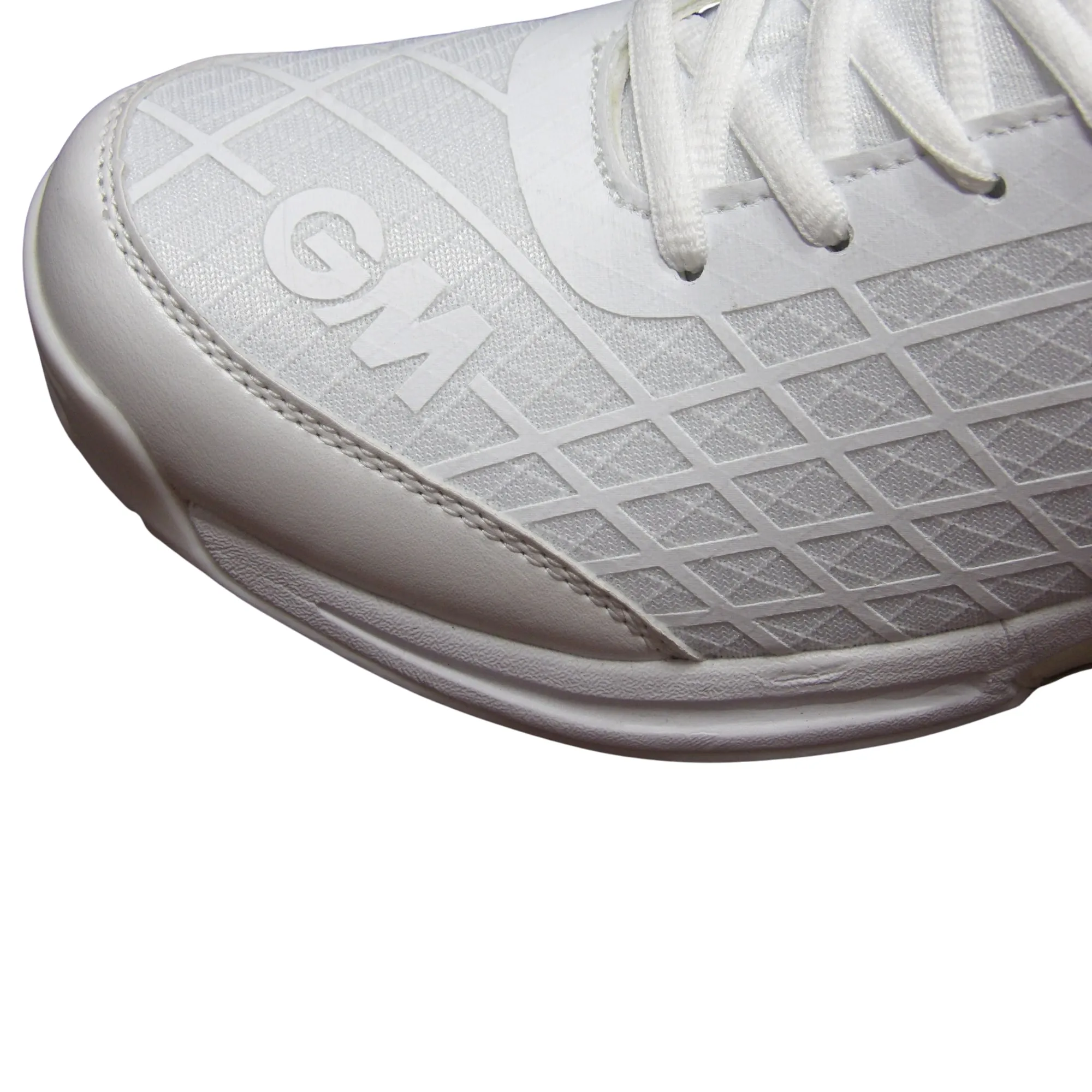 GM Shoes, Icon All-Rounder Cricket Shoes With Spike White