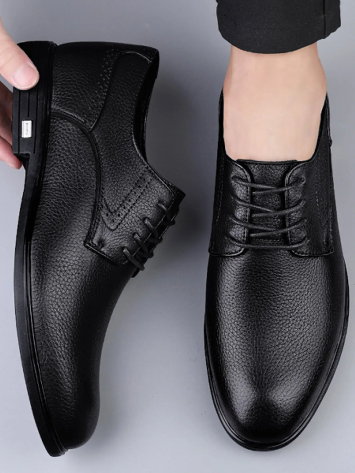 Men Litchi Embossed Lace-up Front Oxford Shoes