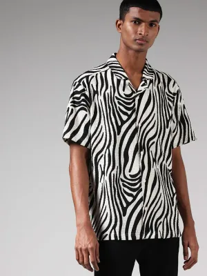 Nuon Off White Abstract Print Resort-Fit Shirt