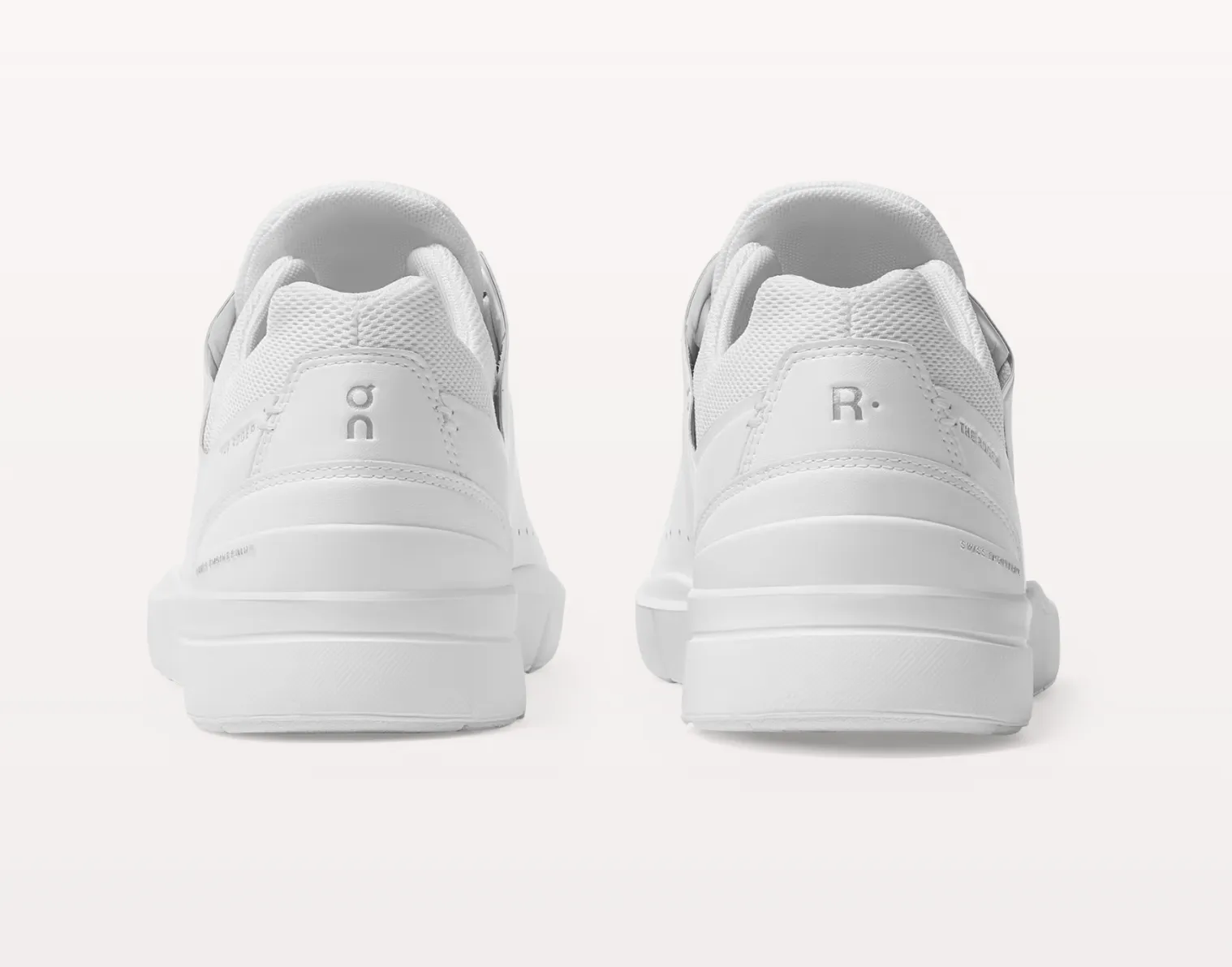 On Womens Roger Advantage- All White (48.99452)