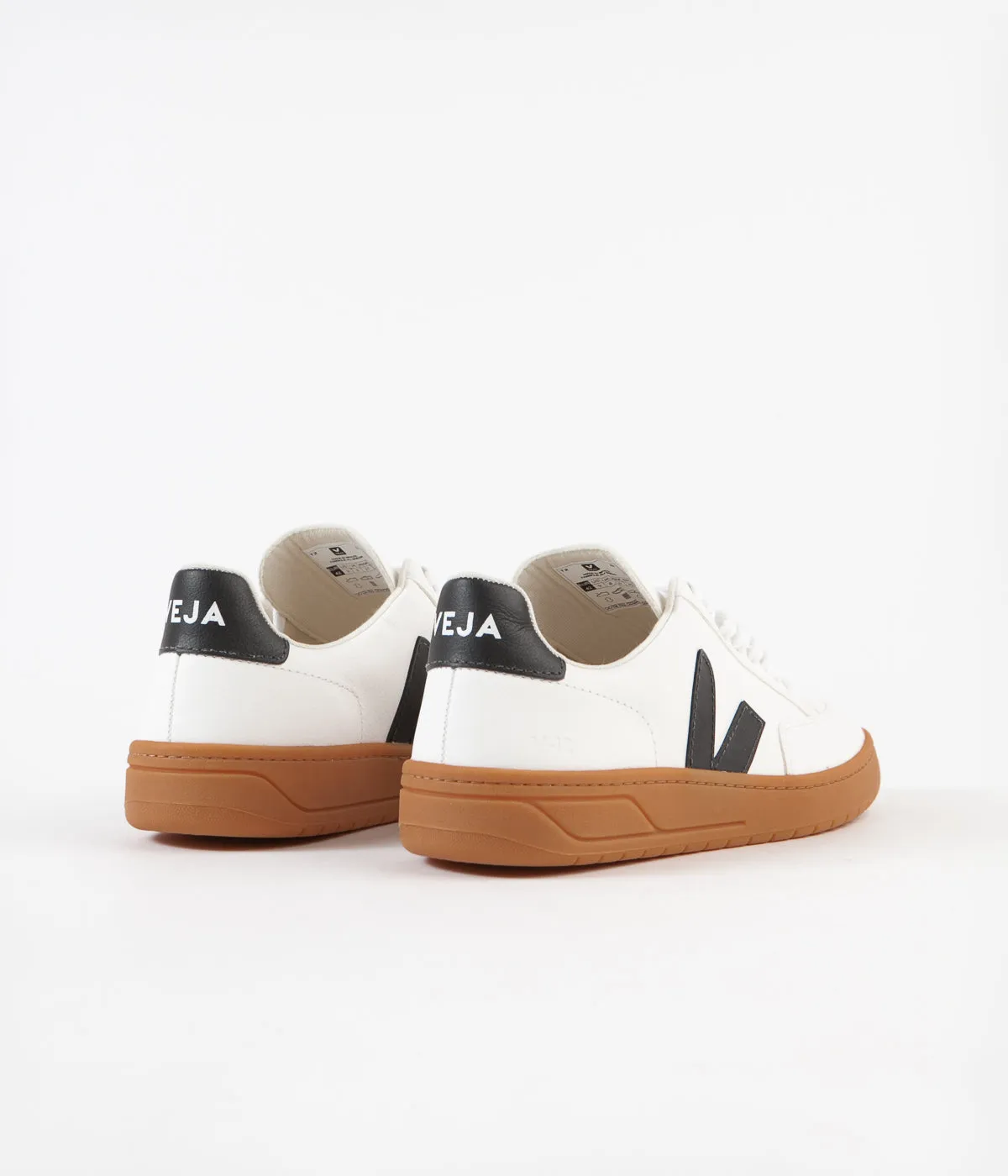 Veja V-12 Chromefree Shoes - Extra White / Black / Gum Sole