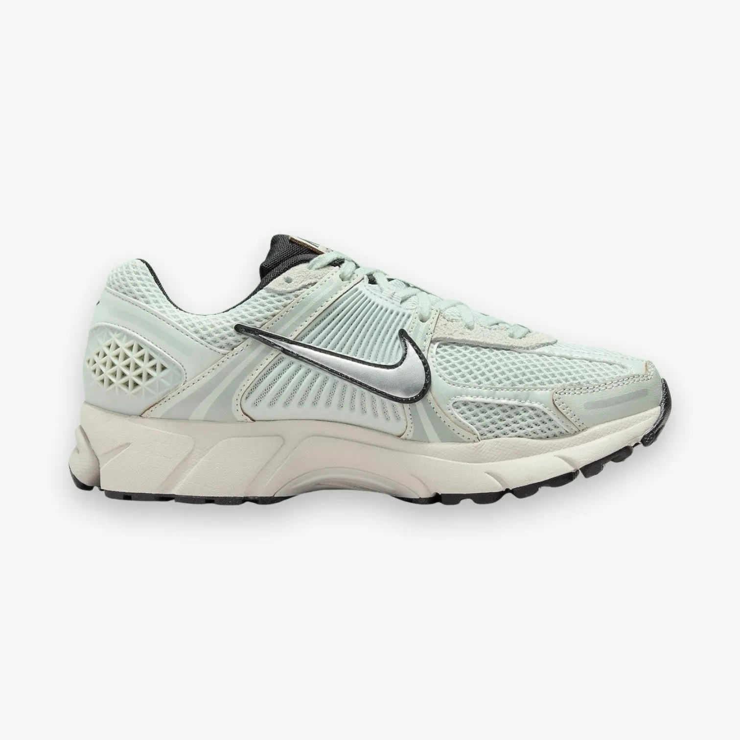 Women's Nike Zoom Vomero 5 Light Silver Chrome Light Bone FN6742-001